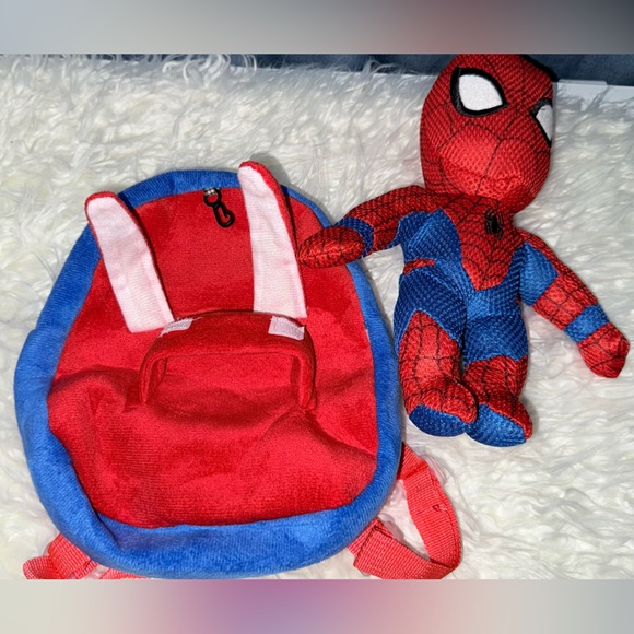 Marvel Spider-Man Plush Backpack & Plushy Stuffy - Picture 5 of 14